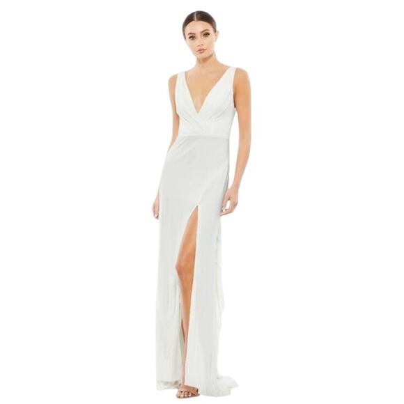MAC DUGGAL Dress Size 6 Evening Gown White Jersey Stretch NEW V Neck - Picture 1 of 9